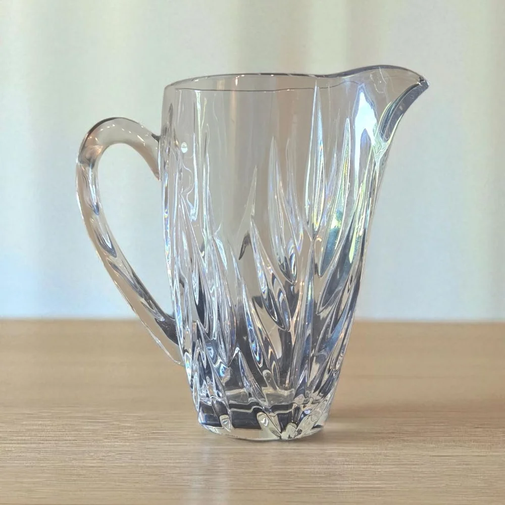 Elegant Clear Glass‎ Pitcher
